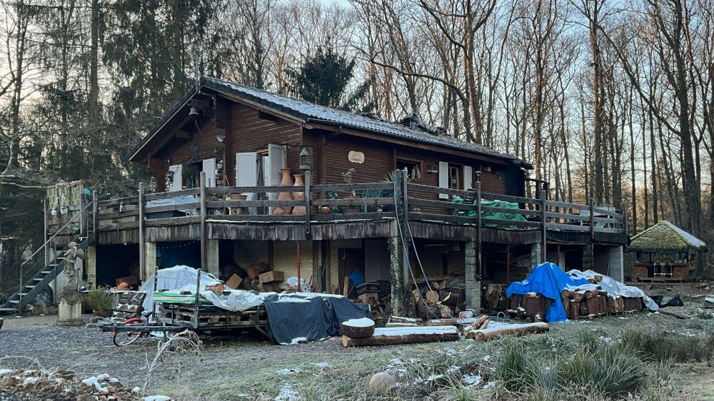 expertise d'un chalet incendié à Biron sur la commune d'Erezée